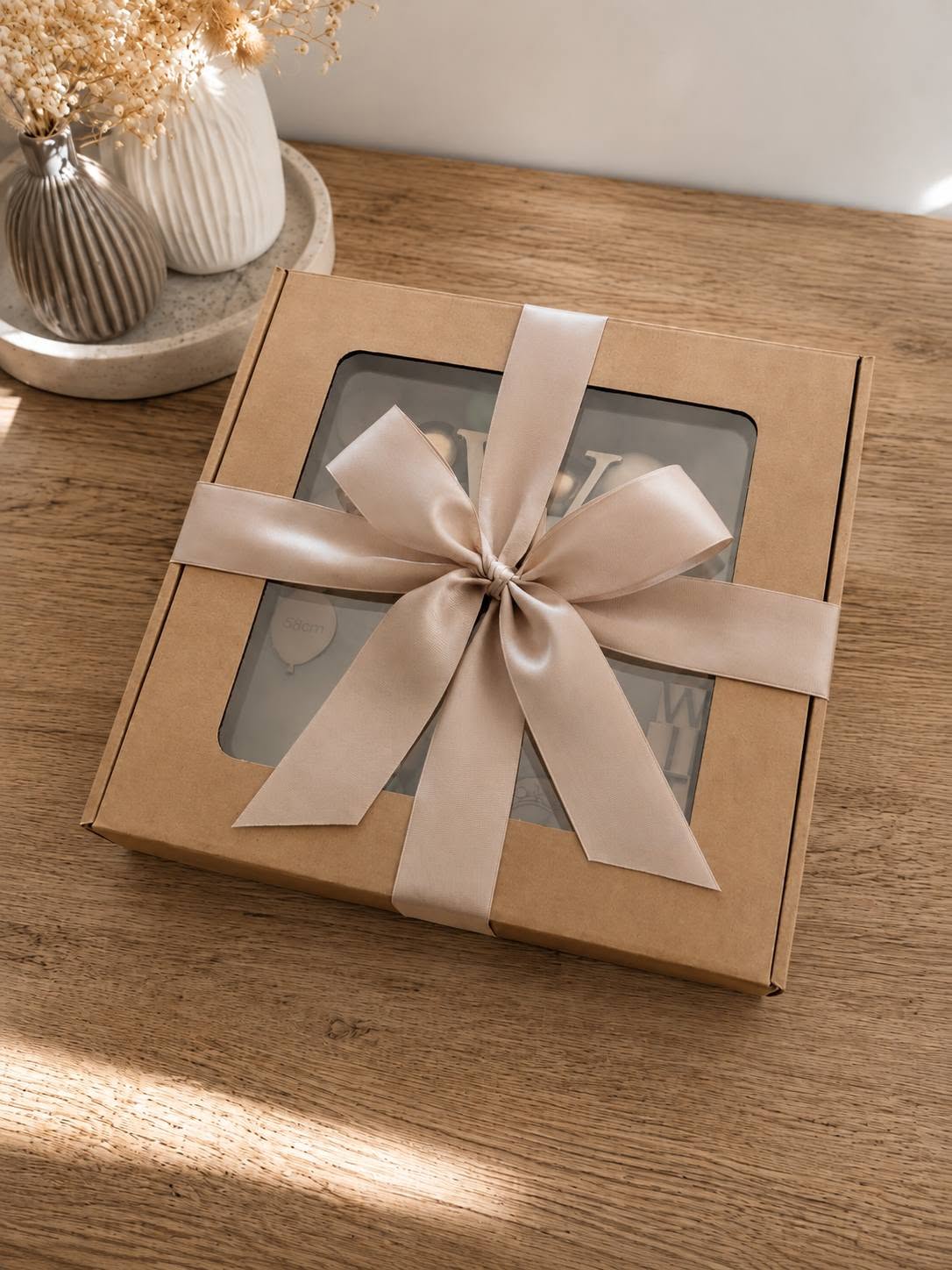 Metryczka Lulumee w kartonie na wymiar przewiązanym elegancką wstążką